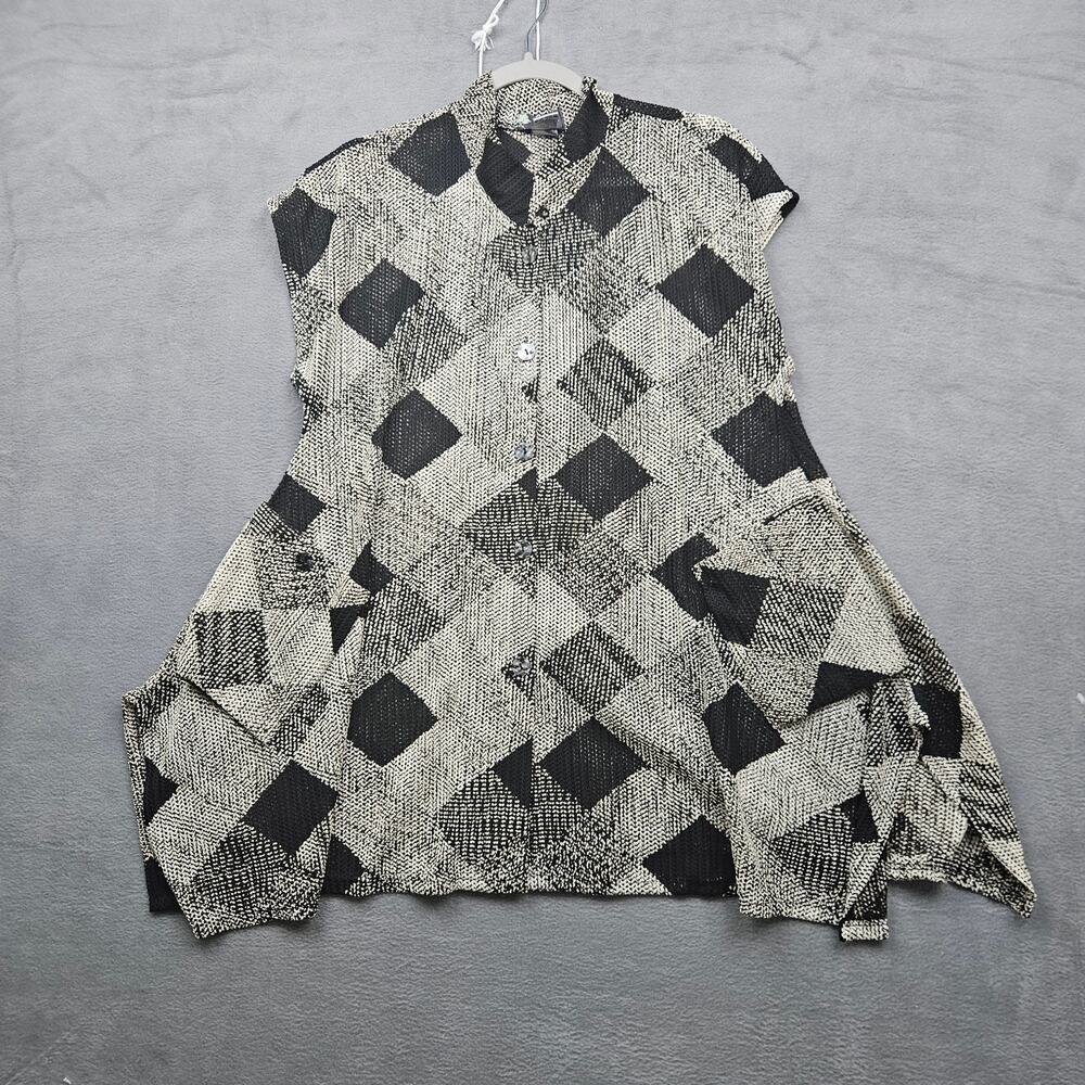 Damee Inc Abstract Black White Textured Tunic Top Asymmetrical Artsy Blouse S/M